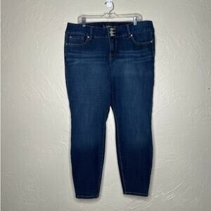 Torrid Plus Size 20R Dark Wash Stretch Skinny Jeans